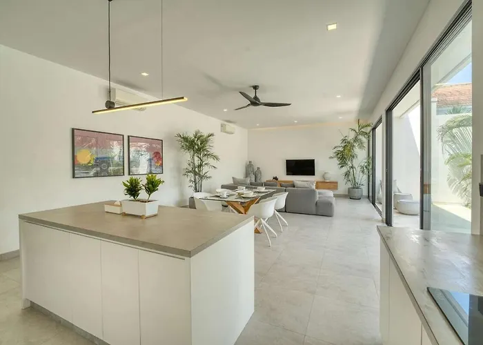 Yuka V3 Modern Tropical 2br With Pool In * 塞米亚克