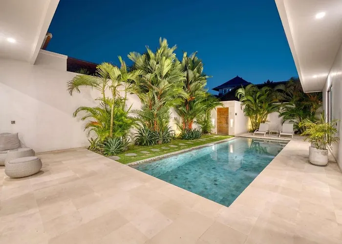 Yuka V3 Modern Tropical 2br With Pool In 别墅 塞米亚克