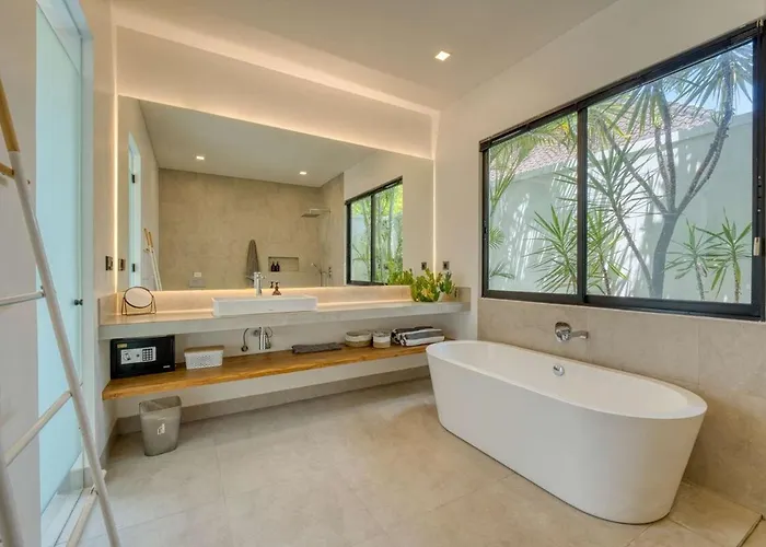 Yuka V3 Modern Tropical 2br With Pool In * Seminyak